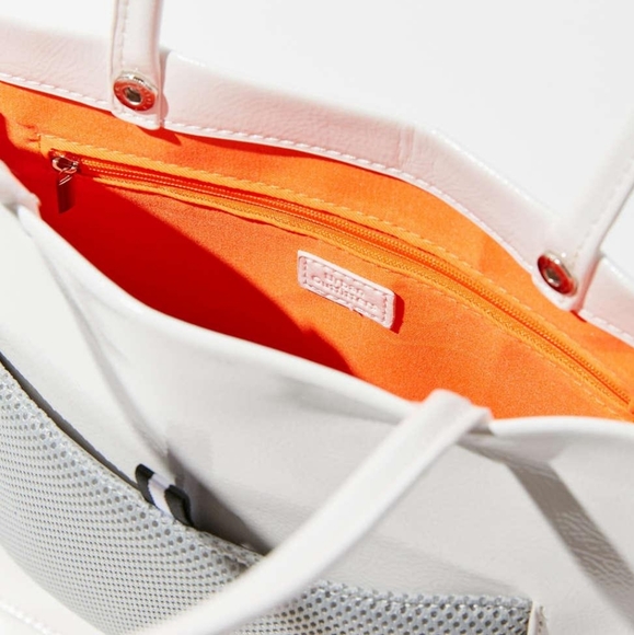 UO Naomi Tote Bag - Picture 3 of 3